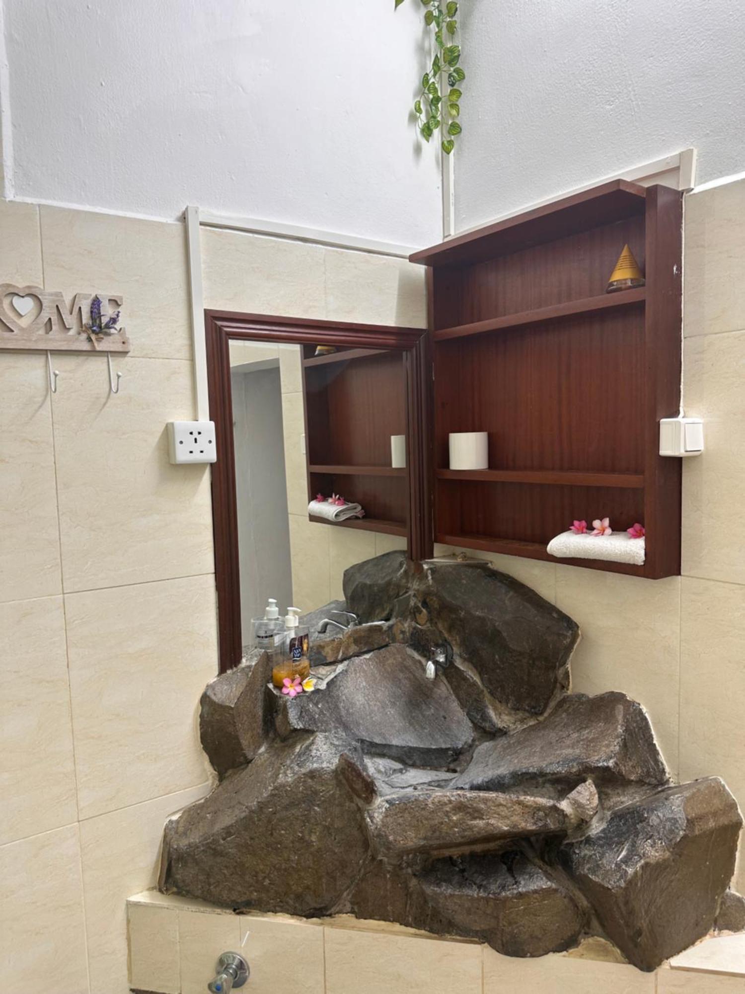 Ma Vie La Ltee Apartment *